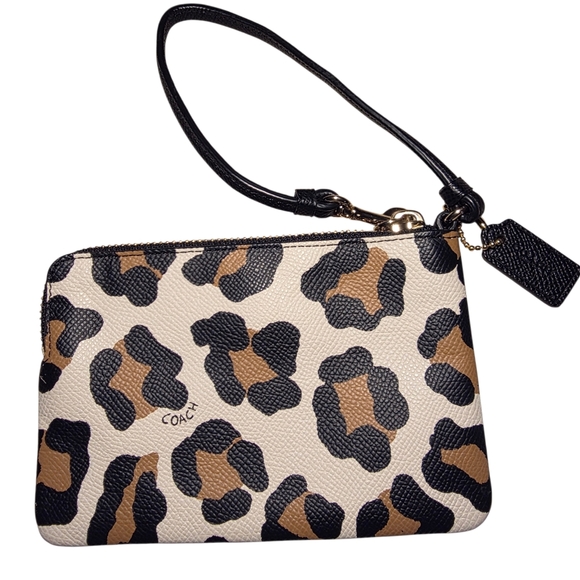 COACH NWOT Ocelot Print Leather Corner Zip Wristlet - Picture 3 of 4